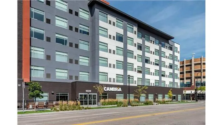 Cambria Hotel Minneapolis Downtown