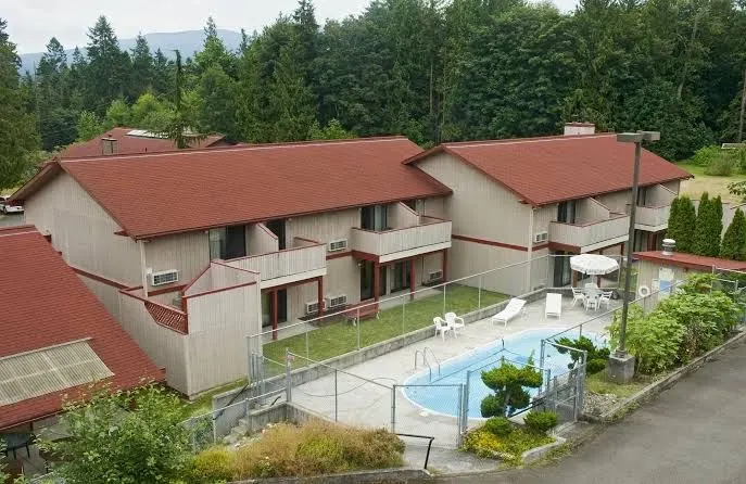 Sequim Bay Lodge
