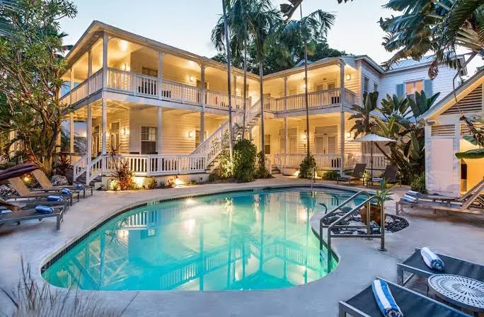 The Paradise Inn of Key West