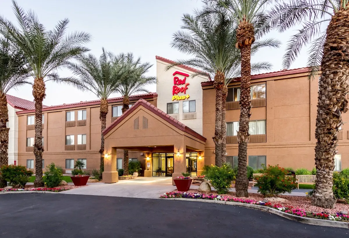 Red Roof PLUS+ Tempe - Phoenix Airport