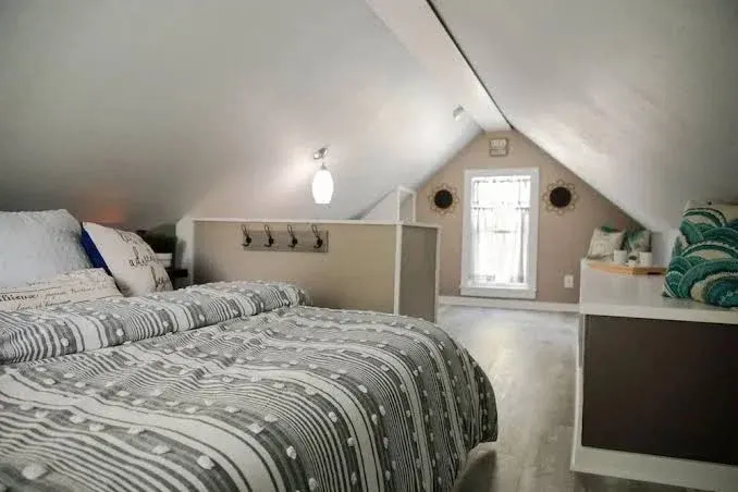 Family Home w/ Private Pool: 24 Mi to Disney!
