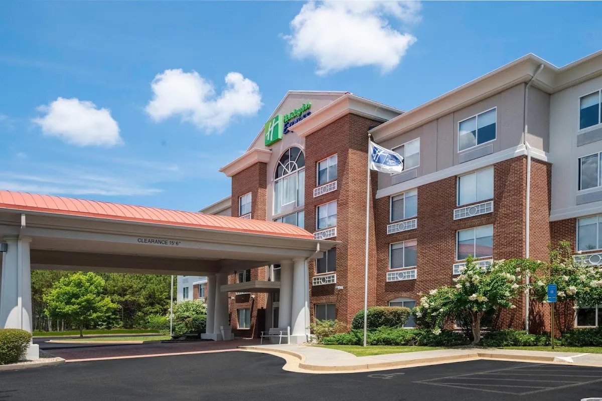 Holiday Inn Express & Suites Atlanta-Johns Creek by IHG