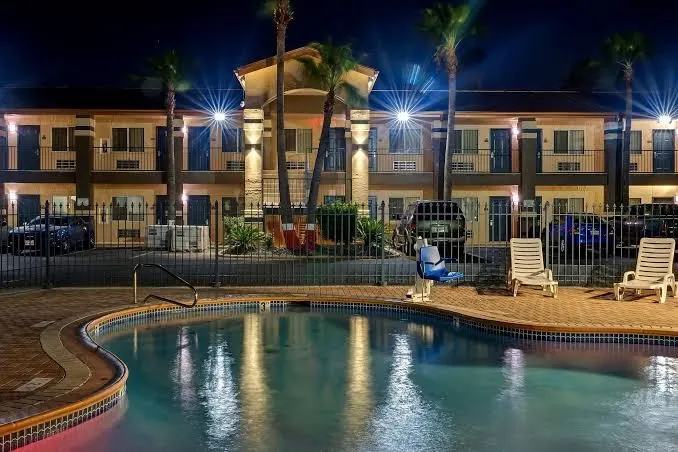 Texas Inn Donna