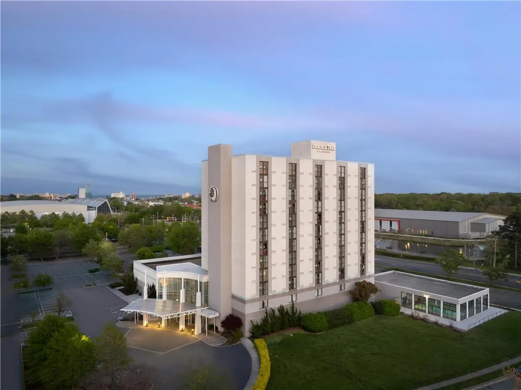 DoubleTree by Hilton Hotel Virginia Beach