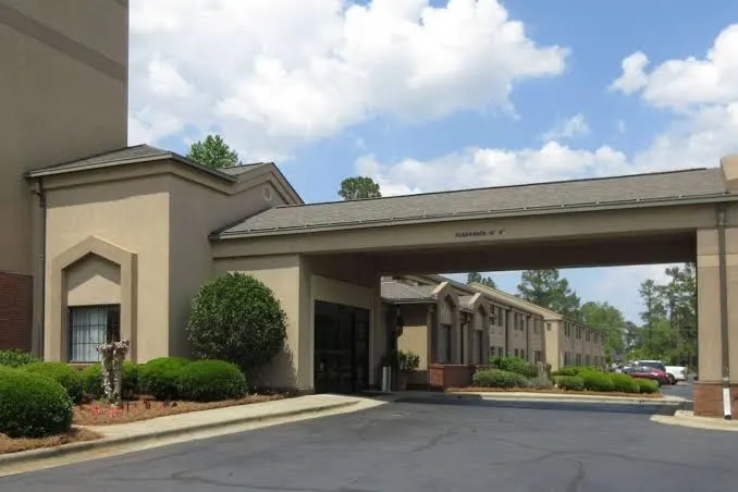 Ramada by Wyndham Albany GA