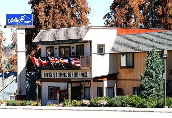 Valley Hi Hotel
