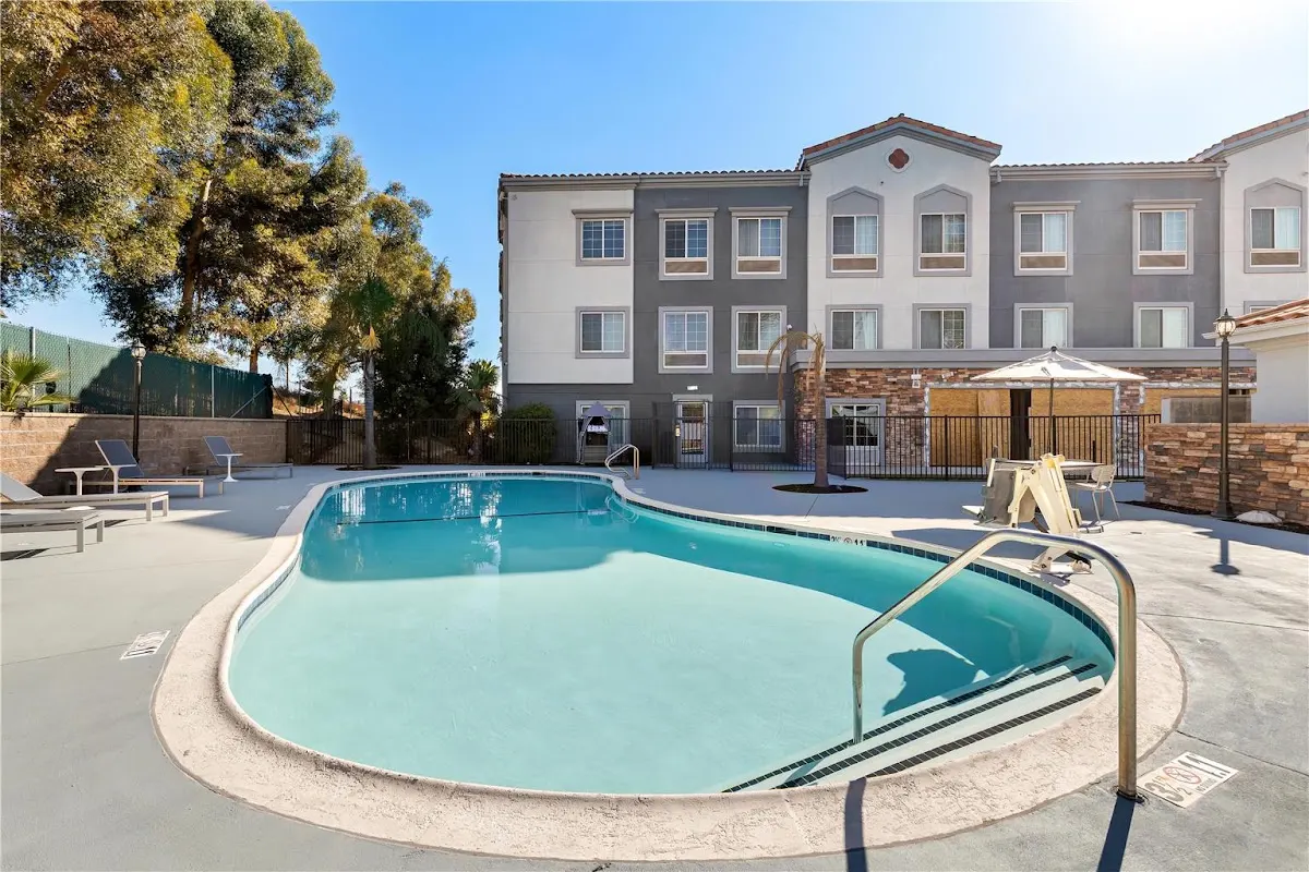 Spark by Hilton Redlands