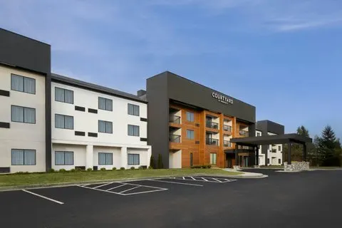 Courtyard by Marriott Chesapeake Greenbrier