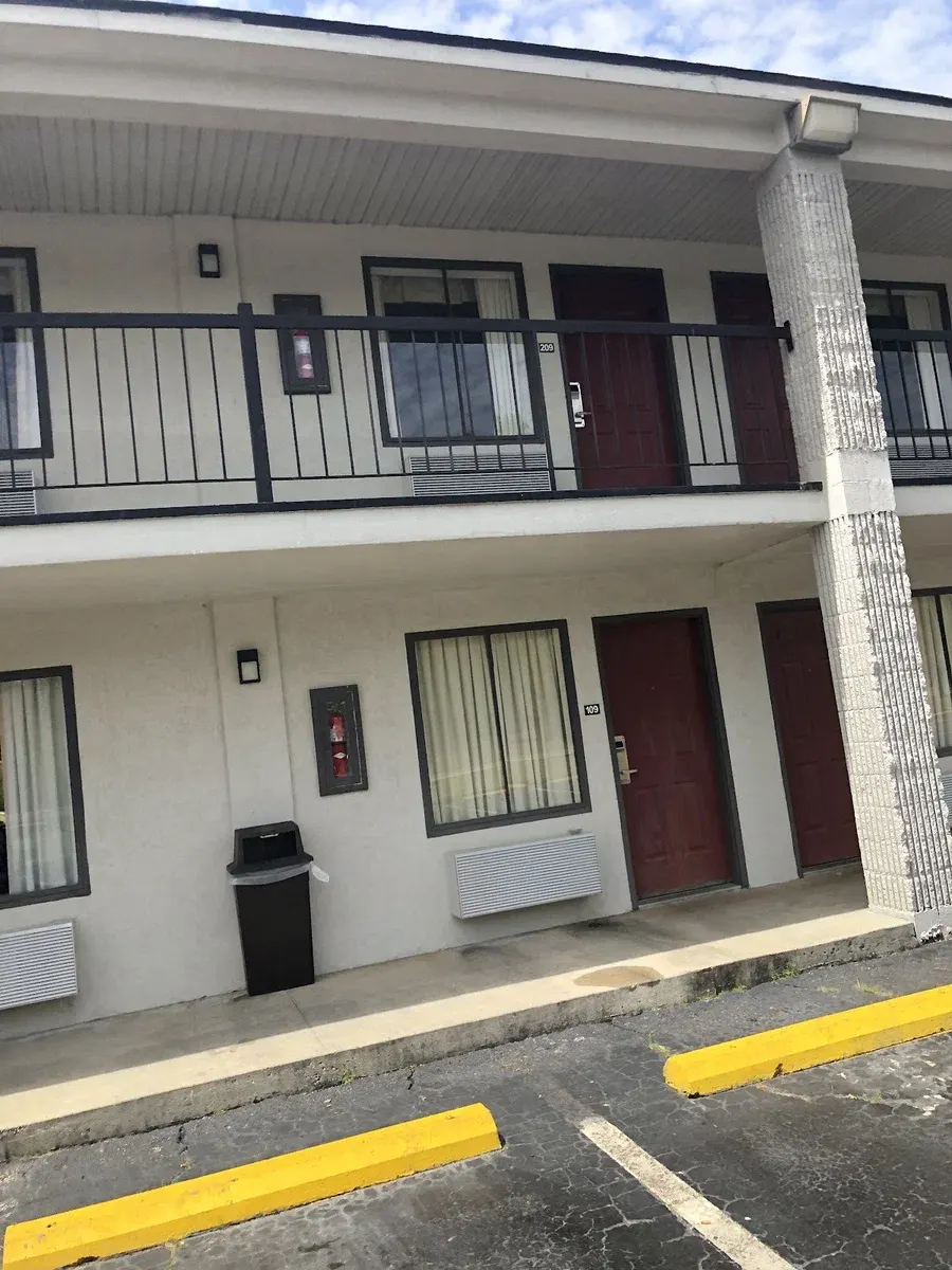 Regency Inn