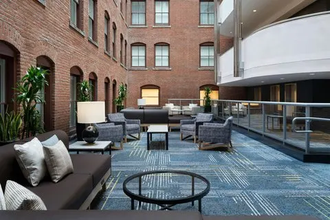 Courtyard by Marriott Philadelphia Downtown