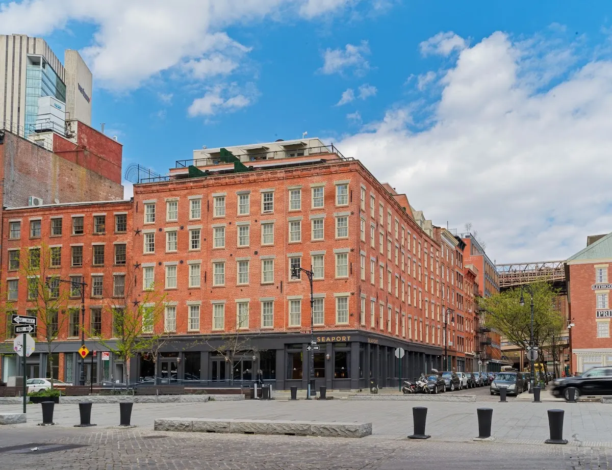 33 Hotel New York City Seaport