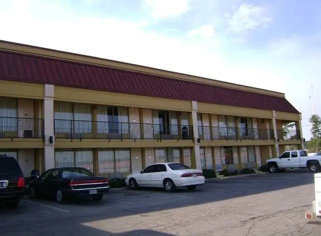 Motel 6 Brookhaven, MS