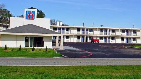 Motel 6 Sulphur Springs, TX