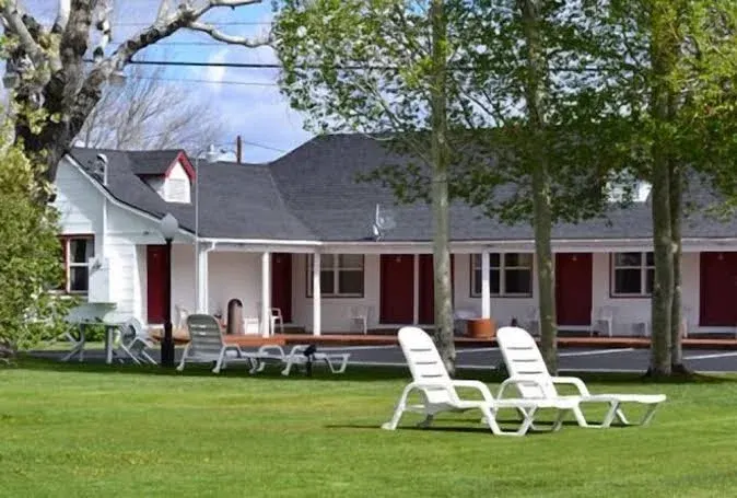 The Silver Maple Inn
