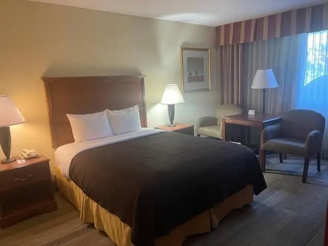 Budgetel Inn & Suites Atlanta