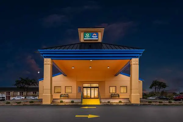 Suburban Studios Mason Near Kings Island