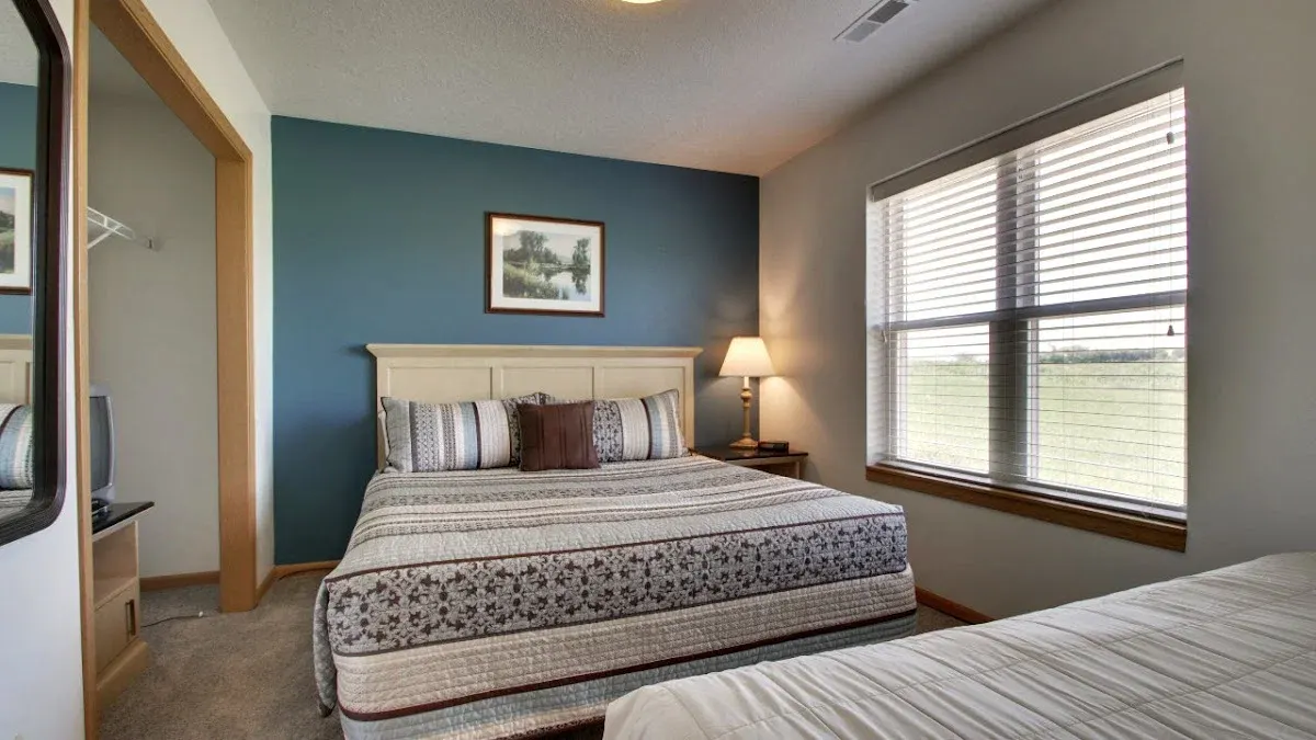 Nauvoo Vacation Villas, LLC