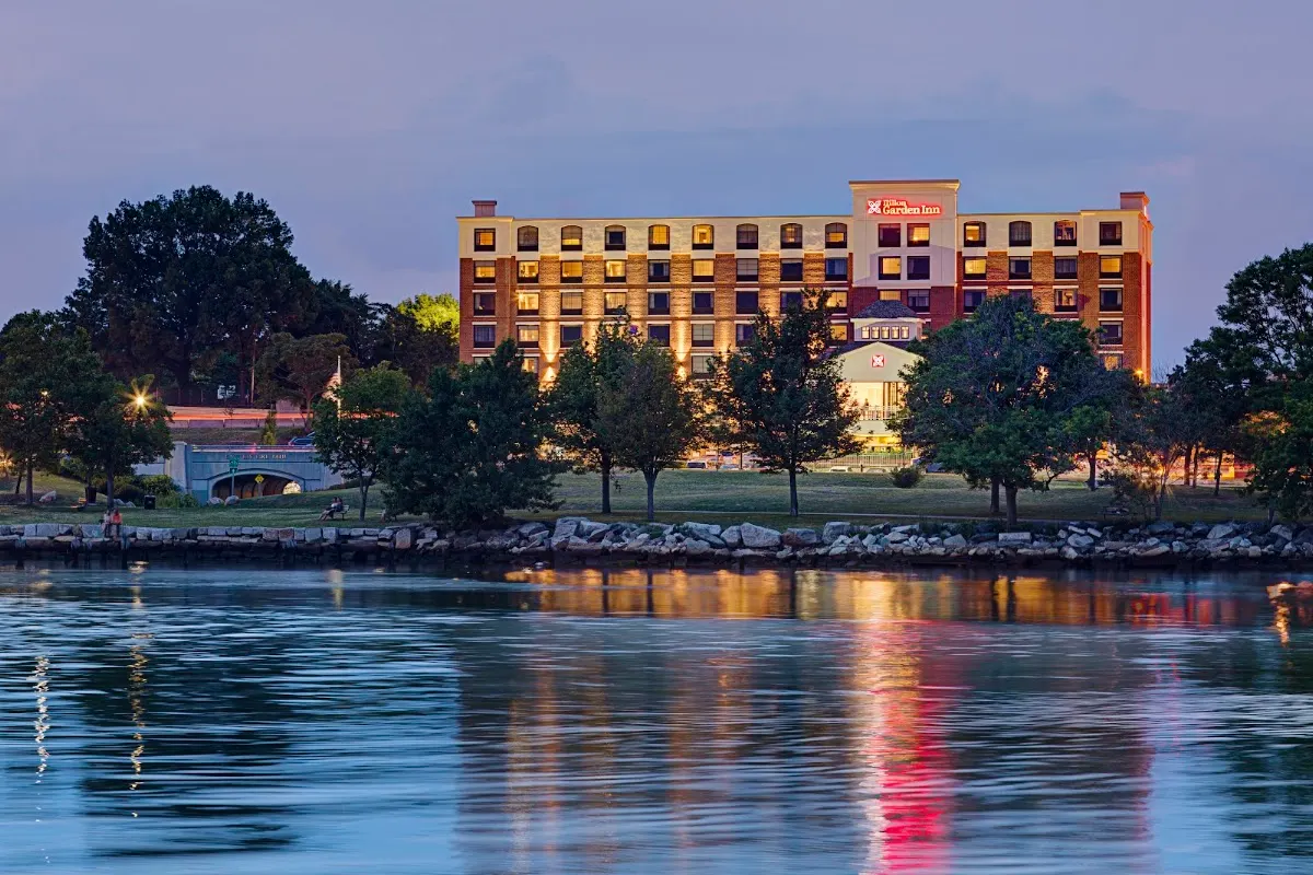 Hilton Garden Inn Providence Waterfront