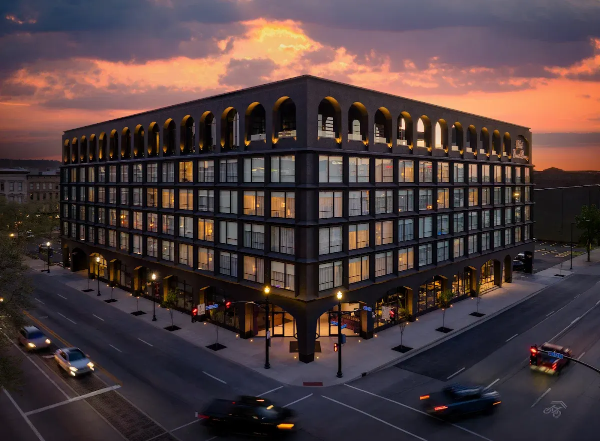 Hotel Bourre Bonne Louisville, Curio Collection by Hilton