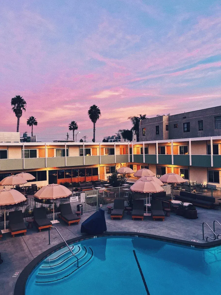 City Center Hotel Long Beach, Sonder