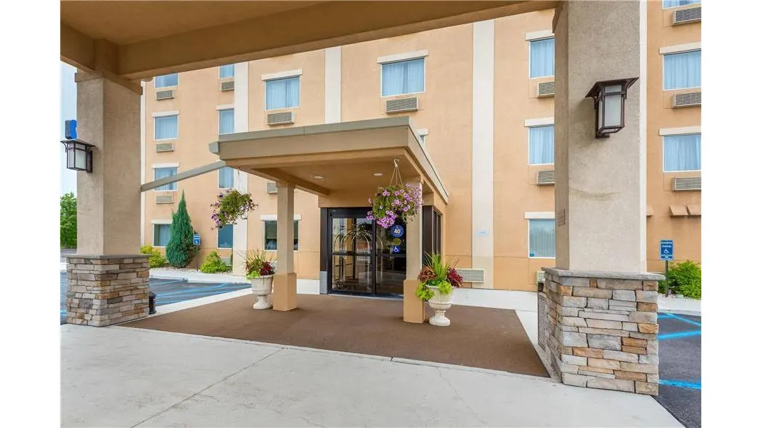 Comfort Inn & Suites Wilkes Barre - Arena