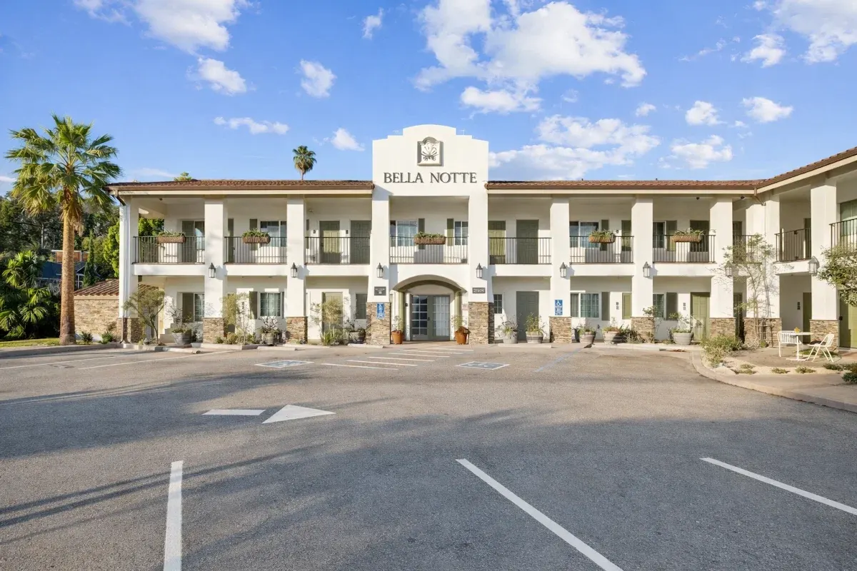 Bella Notte, a ZenStay Hotel