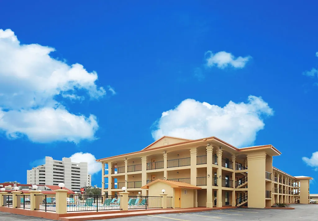Fairway Inn