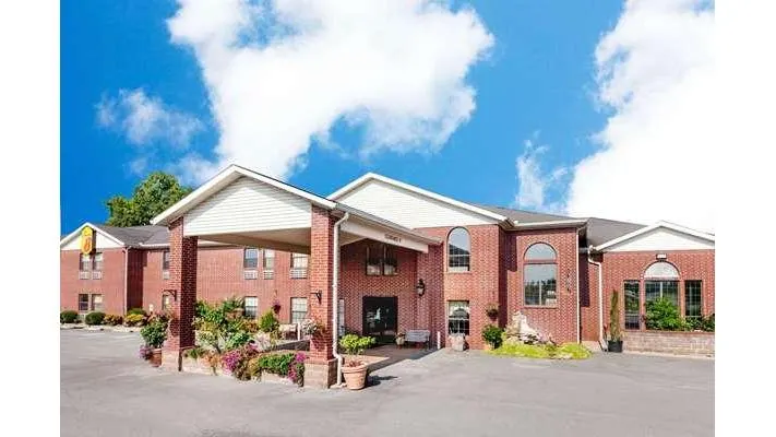 Super 8 by Wyndham Pine Bluff