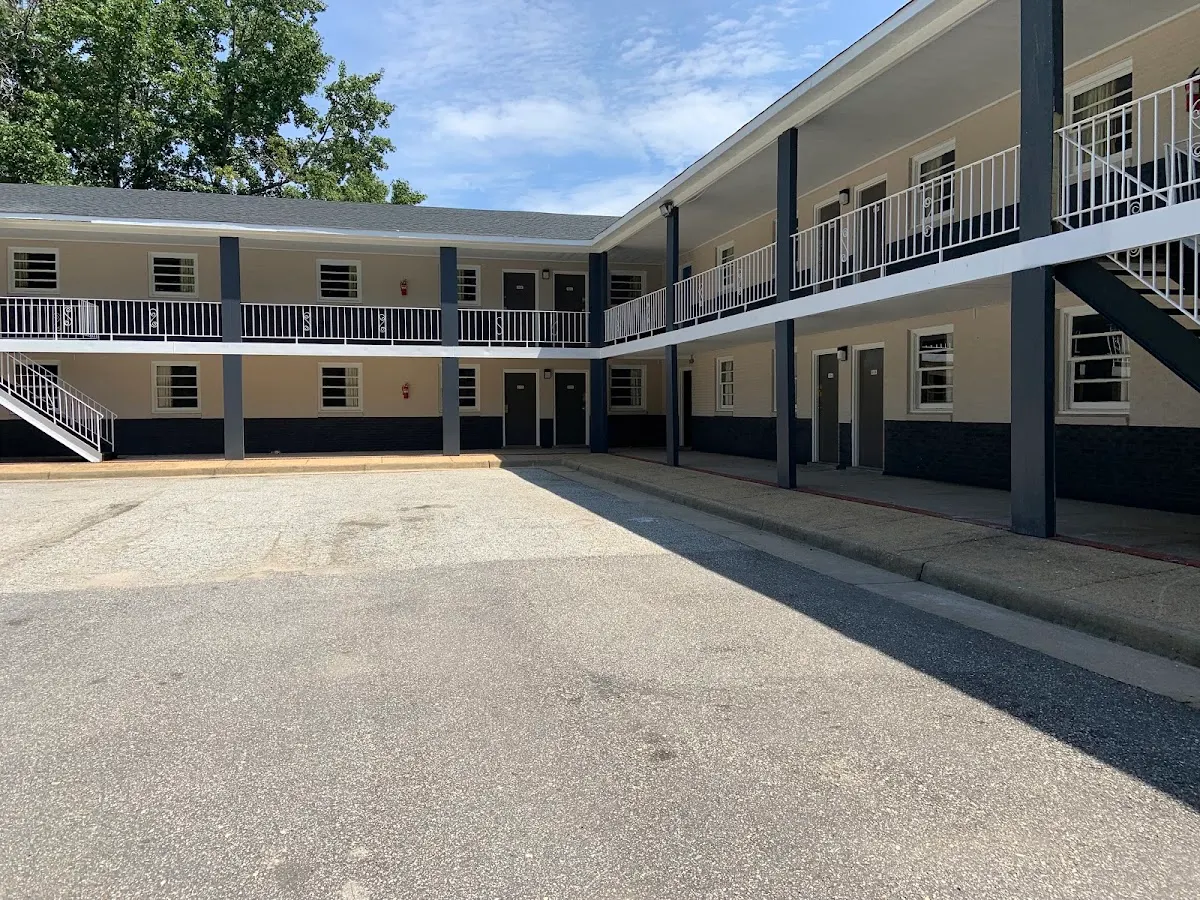 Paradise Suites - Newport News/Jefferson Ave