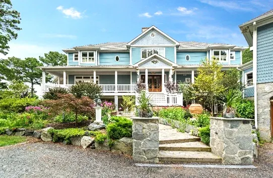 Swanendele Inn LLC