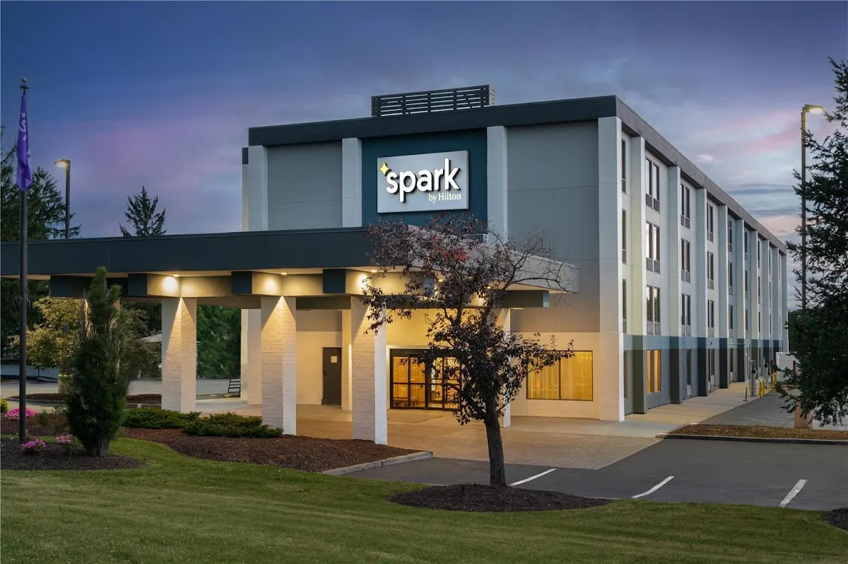 Spark by Hilton Syracuse Carrier Circle