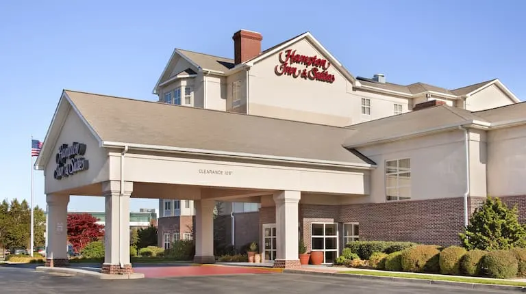 Hampton Inn & Suites Providence/Warwick-Airport