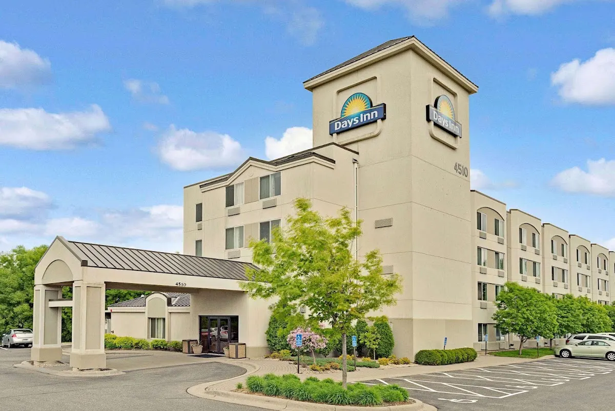 Days Inn by Wyndham Eagan Minnesota Near Mall of America