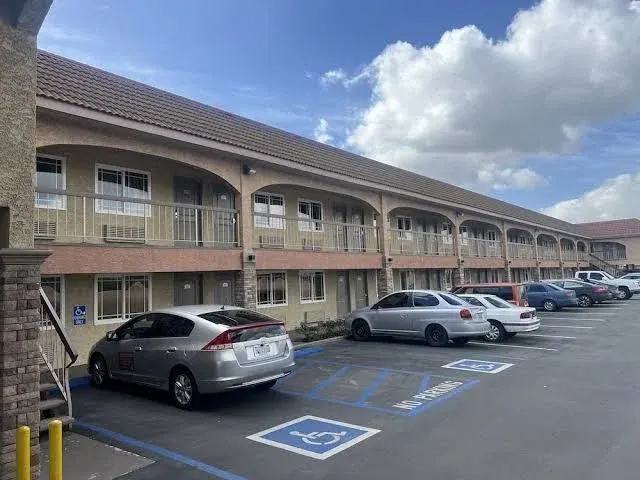 Industry Inn