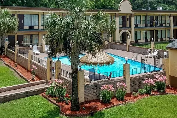OYO Hotel Wade/Fayetteville I-95 South