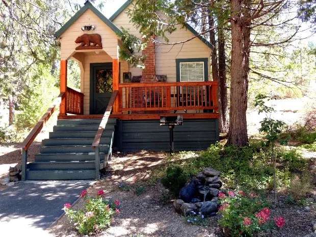 Shaver Lake Village Hotel