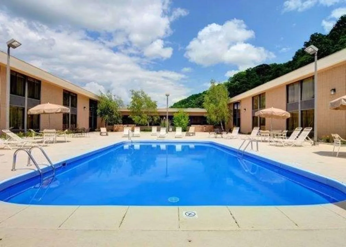 Quality Hotel and Conference Center Bluefield