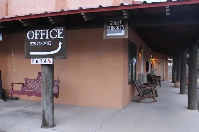 Adobe Rose Inn