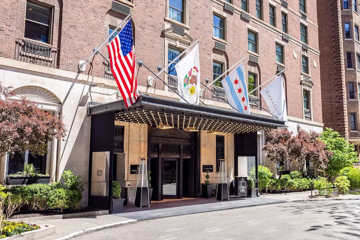 Ambassador Gold Coast - The Chicago Hotel Collection
