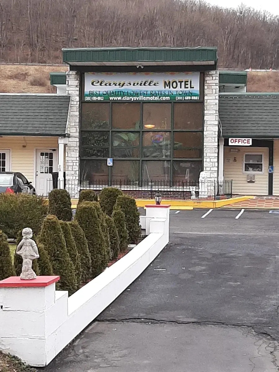 Clarysville Motel