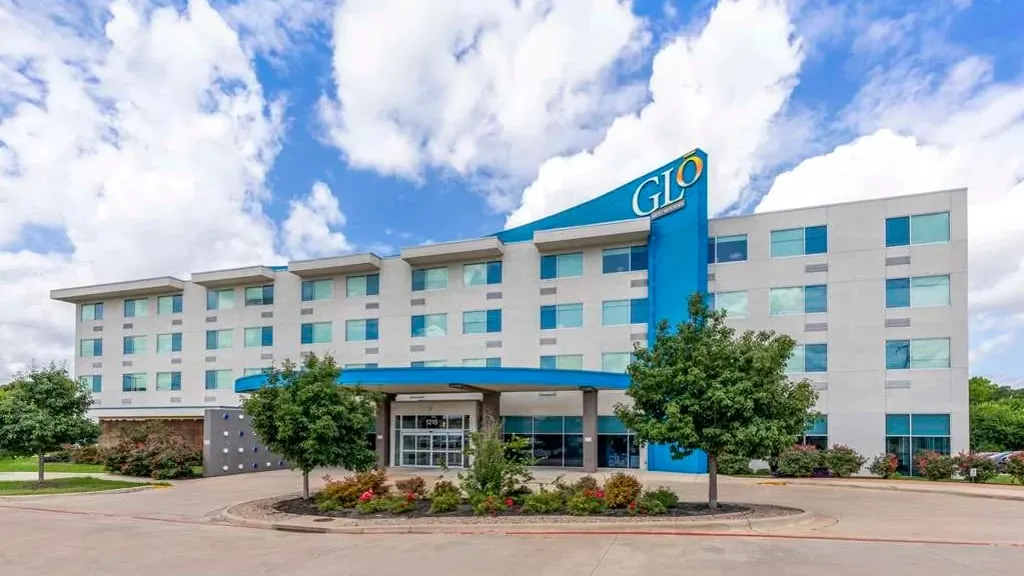 GLō Best Western Dallas South DeSoto