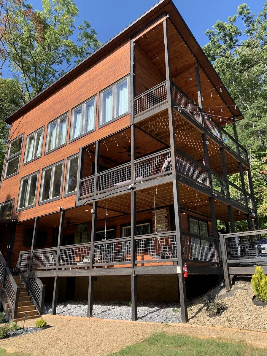 Ebenezer 4 Bedroom Cabin