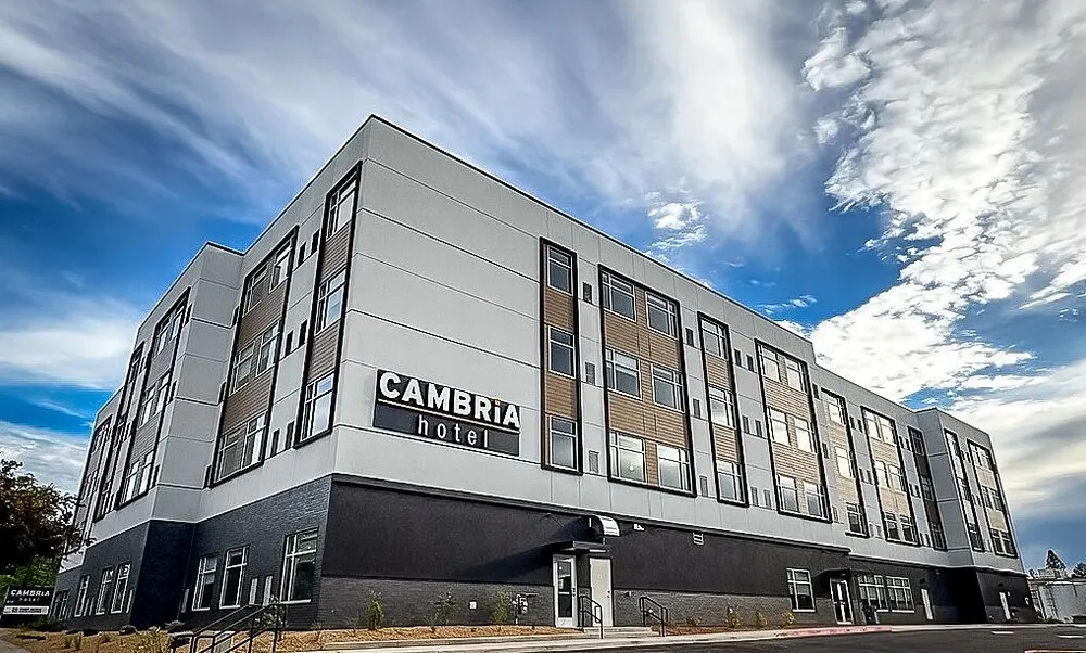 Cambria Hotel Bend - Mt. Bachelor