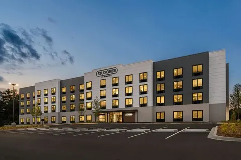 StudioRes by Marriott LaGrange