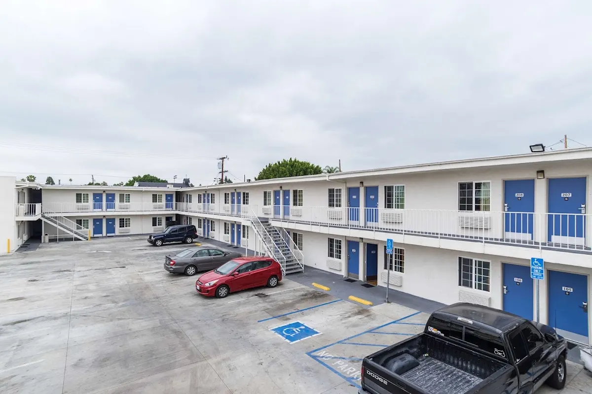 Motel 6 Long Beach, CA - International City
