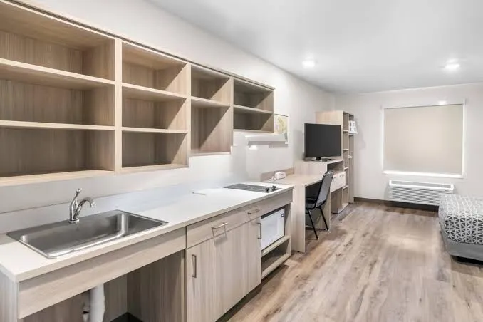 Woodspring Suites Elkhart