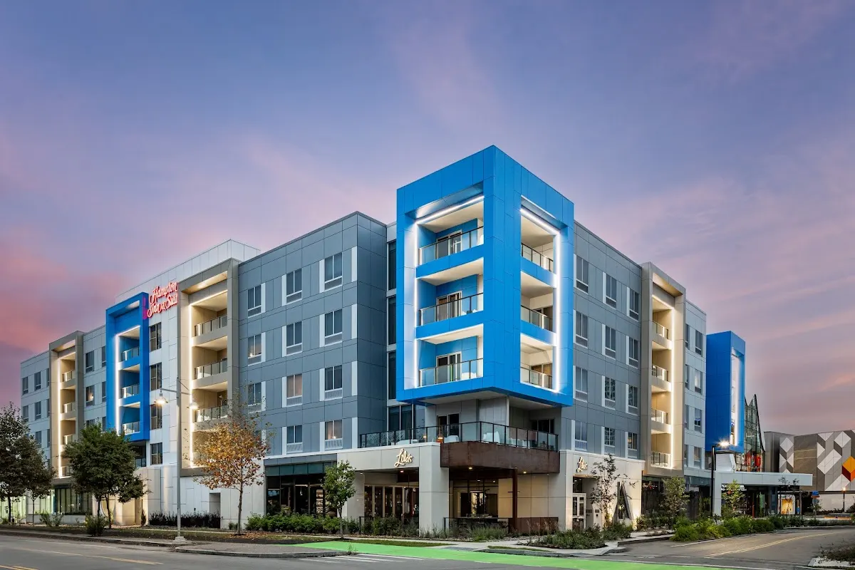 Hampton Inn & Suites Rochester Downtown