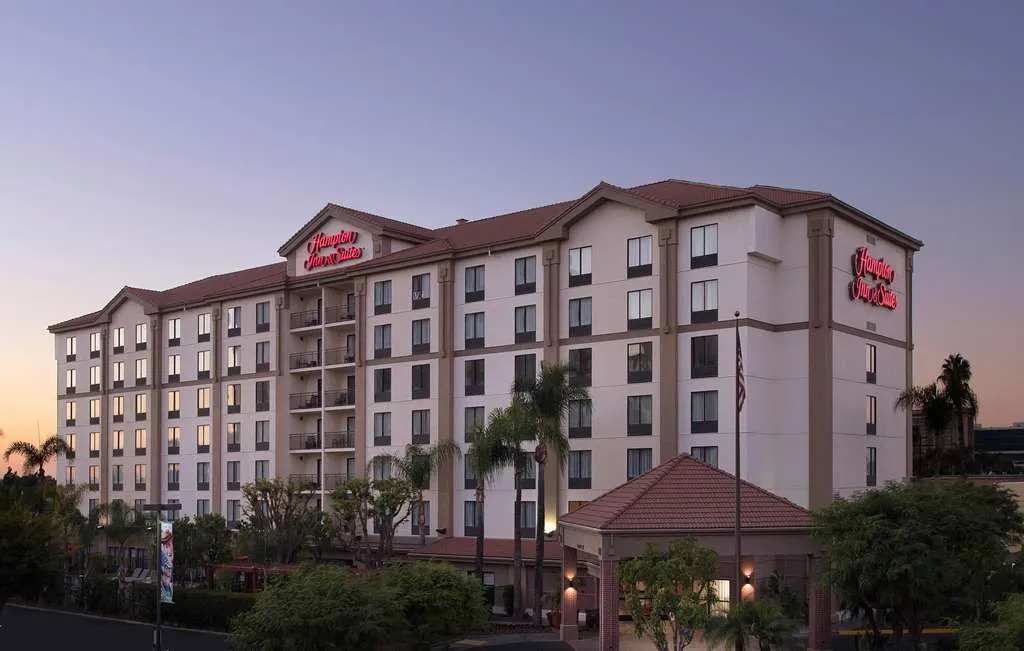 Hampton Inn & Suites Anaheim Garden Grove