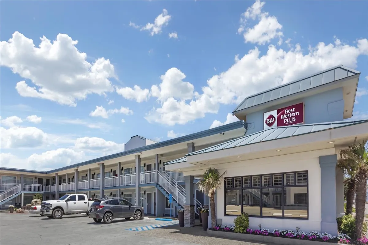 Best Western Plus Chesapeake Bay - Norfolk