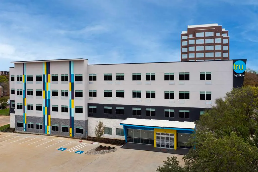 Tru by Hilton North Richland Hills DFW West